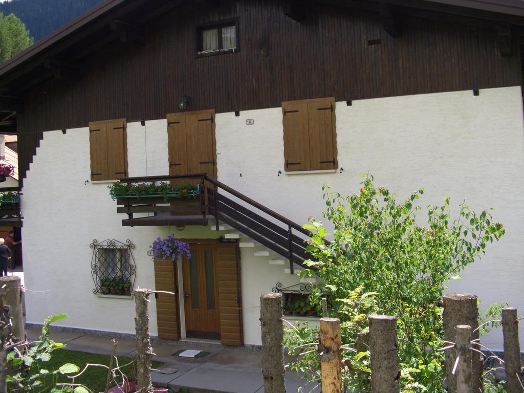 Mountain Chalet Cime D'Auta Dolomiti Apartment Falcade Exterior photo